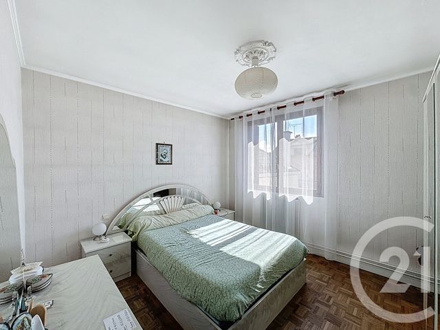 maison à vendre - 6 pièces - 118.0 m2 - BOBIGNY - 93 - ILE-DE-FRANCE - Century 21 Agence Marcus