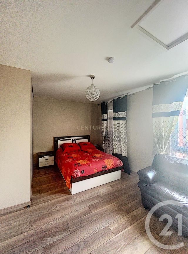 Afficher la photo en grand Appartement F4 à vendre - 4 pièces - 79.0 m2 - BOBIGNY - 93 - ILE-DE-FRANCE - Century 21 Agence Marcus