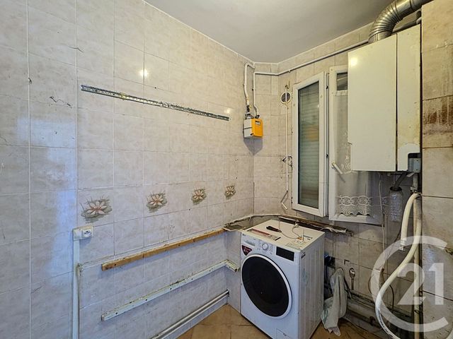 Appartement F2 à vendre - 2 pièces - 28.5 m2 - BOBIGNY - 93 - ILE-DE-FRANCE - Century 21 Agence Marcus