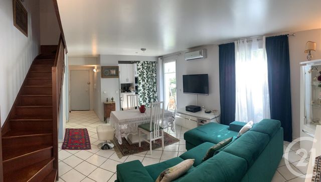 Afficher la photo en grand Appartement Duplex à vendre - 3 pièces - 67.34 m2 - BOBIGNY - 93 - ILE-DE-FRANCE - Century 21 Agence Marcus