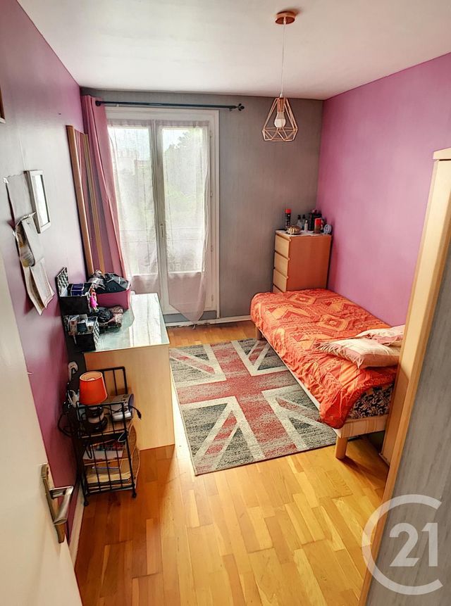 Afficher la photo en grand Appartement F4 à vendre - 4 pièces - 62.31 m2 - DRANCY - 93 - ILE-DE-FRANCE - Century 21 Agence Marcus
