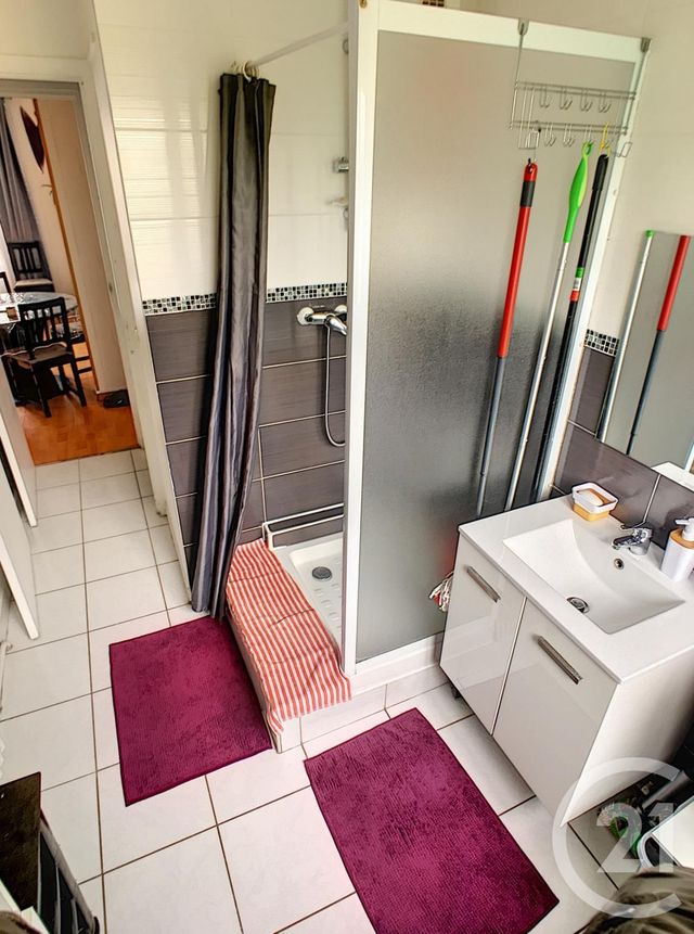 Afficher la photo en grand Appartement F4 à vendre - 4 pièces - 62.31 m2 - DRANCY - 93 - ILE-DE-FRANCE - Century 21 Agence Marcus