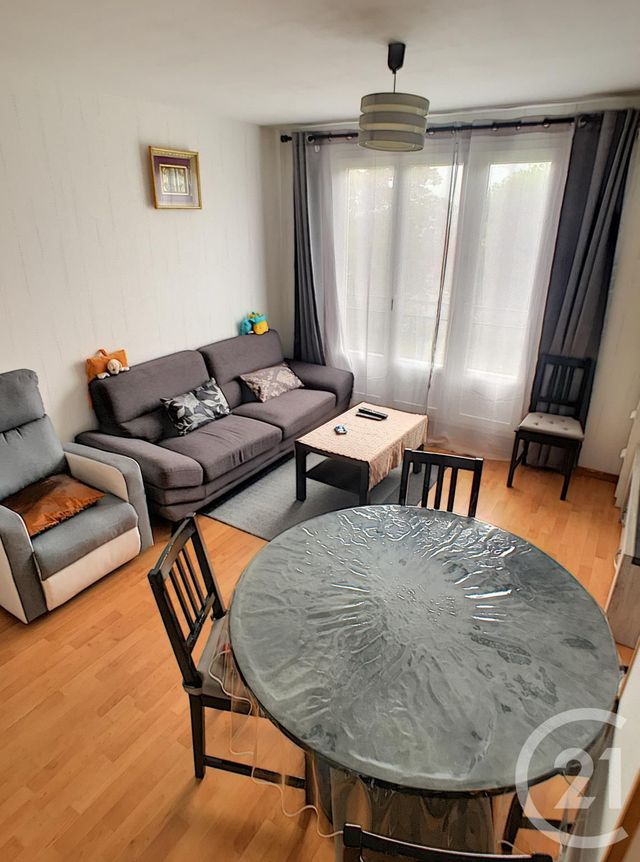 Afficher la photo en grand Appartement F4 à vendre - 4 pièces - 62.31 m2 - DRANCY - 93 - ILE-DE-FRANCE - Century 21 Agence Marcus
