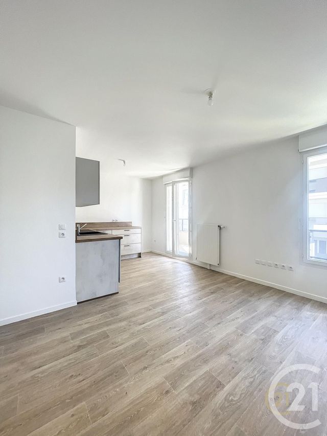 Appartement F2 à vendre - 2 pièces - 42.0 m2 - DRANCY - 93 - ILE-DE-FRANCE - Century 21 Agence Marcus