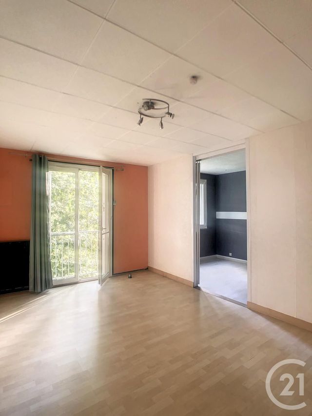 Appartement F4 à louer - 4 pièces - 64.0 m2 - DRANCY - 93 - ILE-DE-FRANCE - Century 21 Agence Marcus