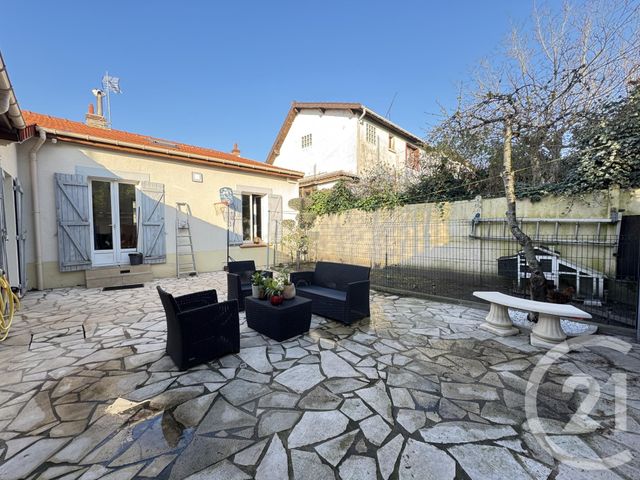 maison à vendre - 4 pièces - 94.04 m2 - BOBIGNY - 93 - ILE-DE-FRANCE - Century 21 Agence Marcus