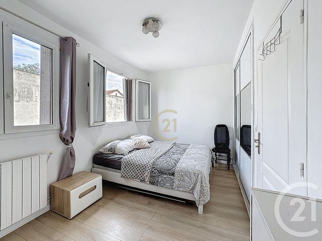 maison à vendre - 4 pièces - 62.42 m2 - BOBIGNY - 93 - ILE-DE-FRANCE - Century 21 Agence Marcus