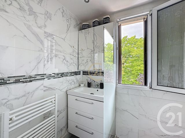 maison à vendre - 4 pièces - 62.42 m2 - BOBIGNY - 93 - ILE-DE-FRANCE - Century 21 Agence Marcus