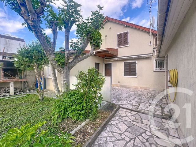 maison à vendre - 3 pièces - 74.0 m2 - BOBIGNY - 93 - ILE-DE-FRANCE - Century 21 Agence Marcus