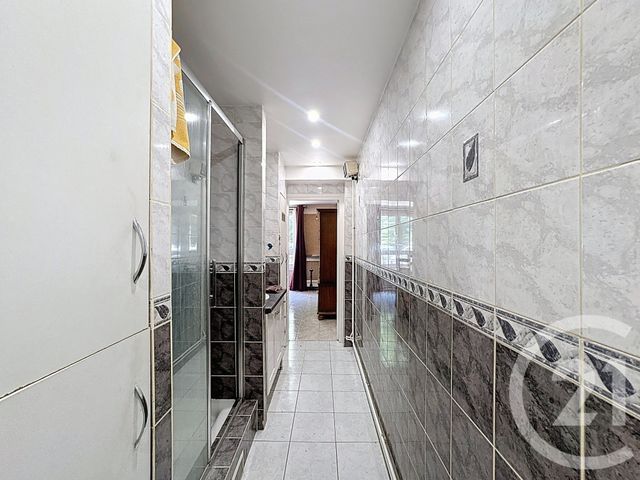 Appartement F2 à vendre - 2 pièces - 45.4 m2 - DRANCY - 93 - ILE-DE-FRANCE - Century 21 Agence Marcus