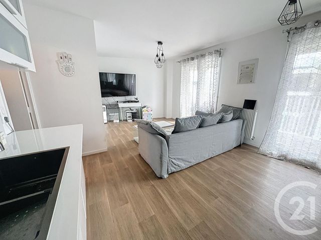 Appartement F4 à vendre - 4 pièces - 77.73 m2 - NOISY LE SEC - 93 - ILE-DE-FRANCE - Century 21 Agence Marcus