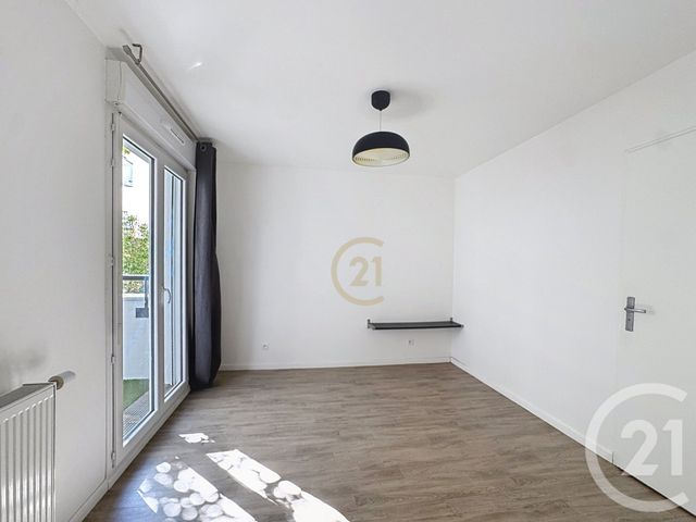 Appartement à vendre - 2 pièces - 38.9 m2 - DRANCY - 93 - ILE-DE-FRANCE - Century 21 Agence Marcus