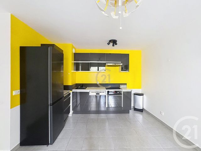 Appartement à vendre - 2 pièces - 38.9 m2 - DRANCY - 93 - ILE-DE-FRANCE - Century 21 Agence Marcus
