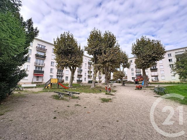 Appartement T3 à vendre - 3 pièces - 52.76 m2 - DRANCY - 93 - ILE-DE-FRANCE - Century 21 Agence Marcus