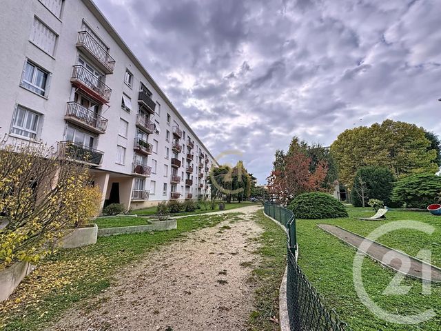 Appartement T3 à vendre - 3 pièces - 52.76 m2 - DRANCY - 93 - ILE-DE-FRANCE - Century 21 Agence Marcus