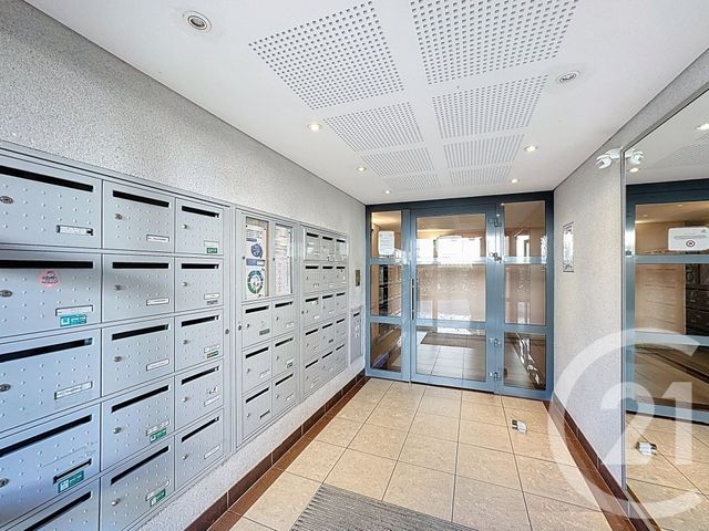 Appartement F2 à vendre - 2 pièces - 46.37 m2 - MONTEVRAIN - 77 - ILE-DE-FRANCE - Century 21 Agence Marcus