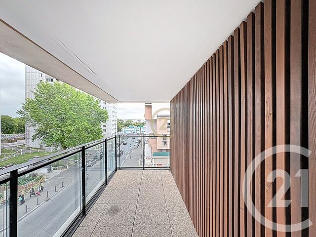 Afficher la photo en grand Appartement F3 à vendre - 3 pièces - 56.21 m2 - BOBIGNY - 93 - ILE-DE-FRANCE - Century 21 Agence Marcus