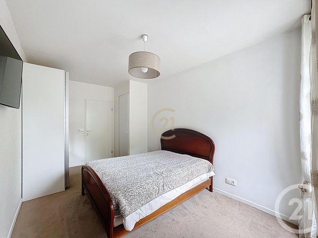 Appartement F3 à vendre - 3 pièces - 72.17 m2 - DRANCY - 93 - ILE-DE-FRANCE - Century 21 Agence Marcus