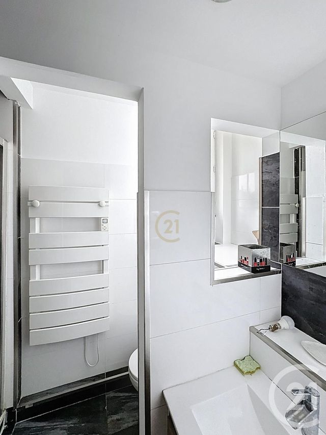 Appartement F3 à vendre - 3 pièces - 73.79 m2 - DRANCY - 93 - ILE-DE-FRANCE - Century 21 Agence Marcus