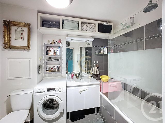 Appartement F3 à vendre - 3 pièces - 62.03 m2 - DRANCY - 93 - ILE-DE-FRANCE - Century 21 Agence Marcus