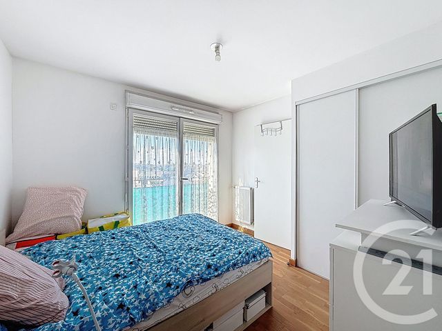 Appartement F2 à vendre - 2 pièces - 49.09 m2 - BOBIGNY - 93 - ILE-DE-FRANCE - Century 21 Agence Marcus