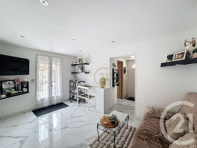 maison à vendre - 4 pièces - 80.03 m2 - BOBIGNY - 93 - ILE-DE-FRANCE - Century 21 Agence Marcus