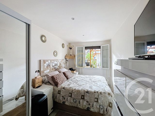 maison à vendre - 4 pièces - 80.03 m2 - BOBIGNY - 93 - ILE-DE-FRANCE - Century 21 Agence Marcus