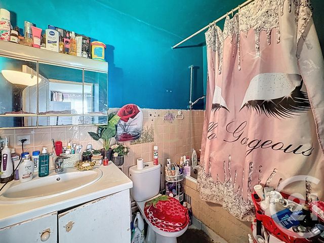 Appartement F2 à vendre - 2 pièces - 39.71 m2 - BOBIGNY - 93 - ILE-DE-FRANCE - Century 21 Agence Marcus