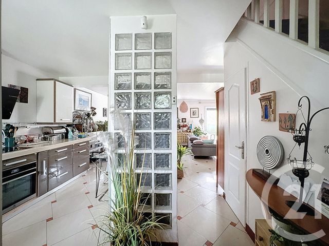 maison à vendre - 5 pièces - 91.44 m2 - DRANCY - 93 - ILE-DE-FRANCE - Century 21 Agence Marcus