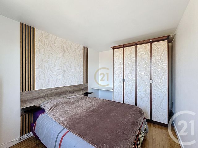 Appartement F2 à vendre - 2 pièces - 39.23 m2 - BOBIGNY - 93 - ILE-DE-FRANCE - Century 21 Agence Marcus