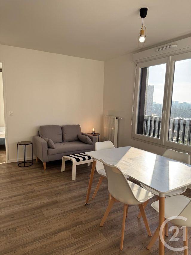Appartement F2 à louer - 2 pièces - 44.34 m2 - BOBIGNY - 93 - ILE-DE-FRANCE - Century 21 Agence Marcus
