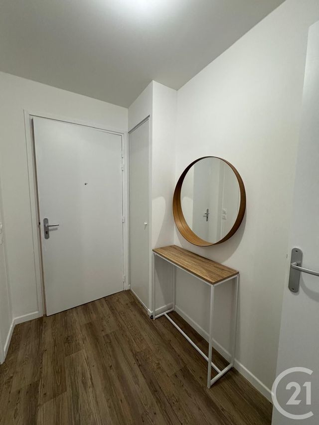 Appartement F2 à louer - 2 pièces - 44.34 m2 - BOBIGNY - 93 - ILE-DE-FRANCE - Century 21 Agence Marcus