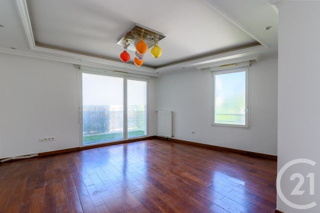 Appartement à vendre - 3 pièces - 63.0 m2 - BOBIGNY - 93 - ILE-DE-FRANCE - Century 21 Agence Marcus