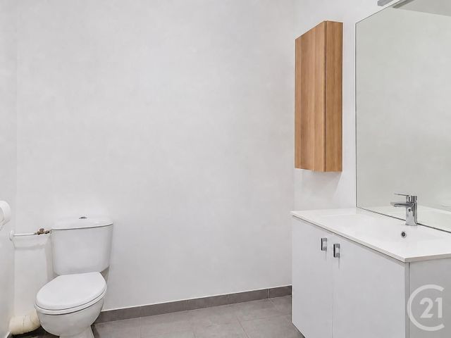 Appartement F2 à louer - 2 pièces - 43.36 m2 - DRANCY - 93 - ILE-DE-FRANCE - Century 21 Agence Marcus