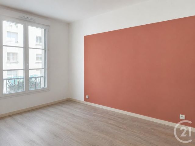 Appartement F2 à louer - 2 pièces - 43.36 m2 - DRANCY - 93 - ILE-DE-FRANCE - Century 21 Agence Marcus