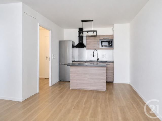 Appartement F2 à louer - 2 pièces - 43.36 m2 - DRANCY - 93 - ILE-DE-FRANCE - Century 21 Agence Marcus