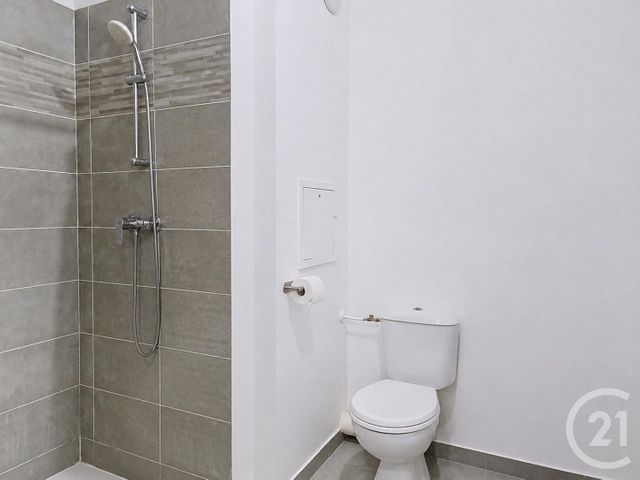 Appartement F2 à louer - 2 pièces - 43.36 m2 - DRANCY - 93 - ILE-DE-FRANCE - Century 21 Agence Marcus