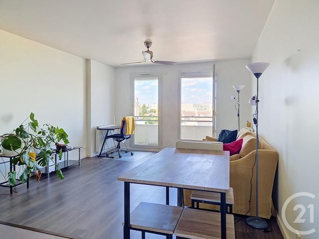 Appartement F2 à louer - 2 pièces - 52.67 m2 - DRANCY - 93 - ILE-DE-FRANCE - Century 21 Agence Marcus