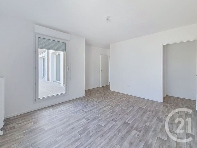 Appartement F3 à louer - 3 pièces - 66.4 m2 - DRANCY - 93 - ILE-DE-FRANCE - Century 21 Agence Marcus