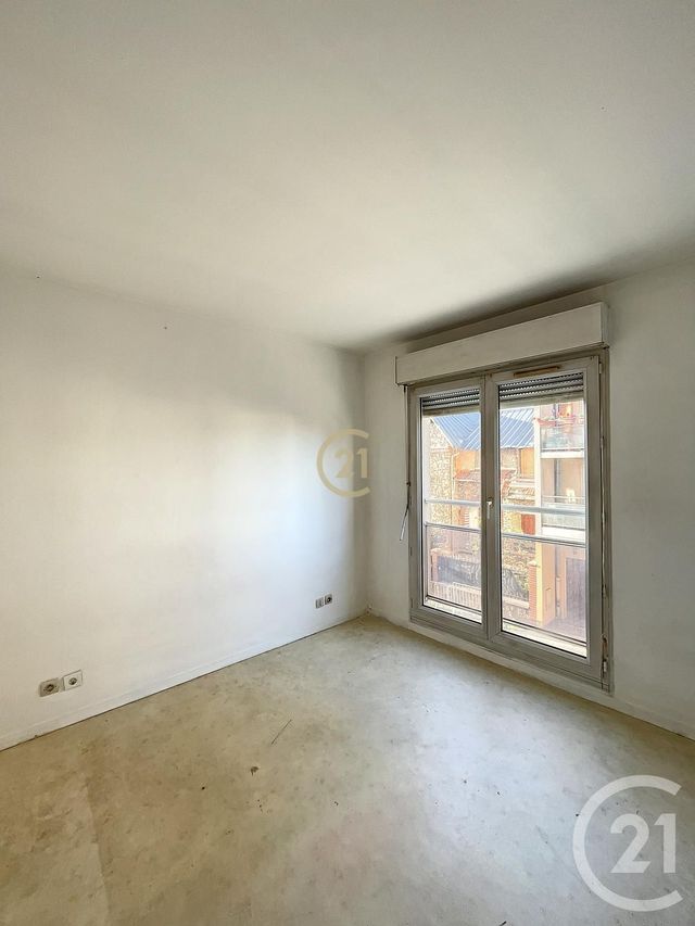Appartement F2 à louer - 2 pièces - 35.17 m2 - BOBIGNY - 93 - ILE-DE-FRANCE - Century 21 Agence Marcus