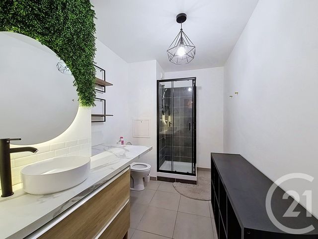 Appartement F2 à louer - 2 pièces - 43.02 m2 - DRANCY - 93 - ILE-DE-FRANCE - Century 21 Agence Marcus